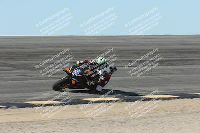 media/Oct-13-2025-Moto Forza (Mon) [[a66d839500]]/2-A Group/Session 2 (Bowl)/